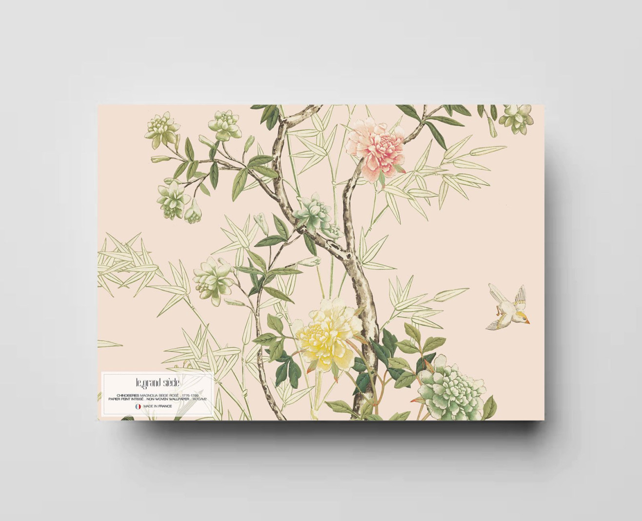 Papier peint chinois Magnolia beige rosé . 1775-1799