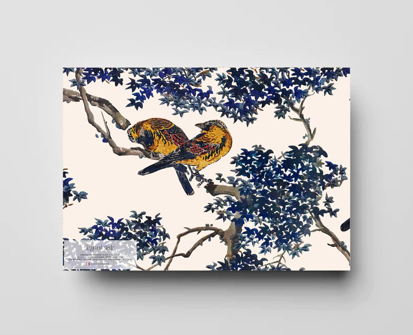Papier peint nacré érable du Japon bleu indigo . 1780-1790